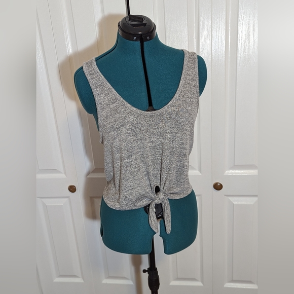 Wilfred Free Grey Tank - Picture 1 of 3